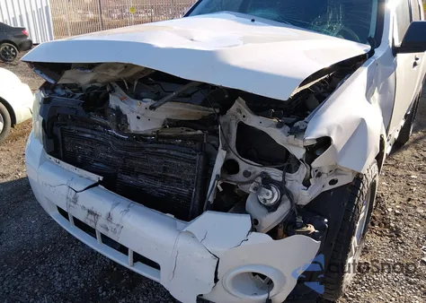 2009 Ford Escape Hybrid из США, поврежденный, VIN 1FMCU49399KA89697